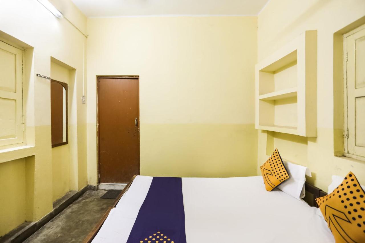 Spot On 64751 Hotel Shivani Palace Muthiganj المظهر الخارجي الصورة