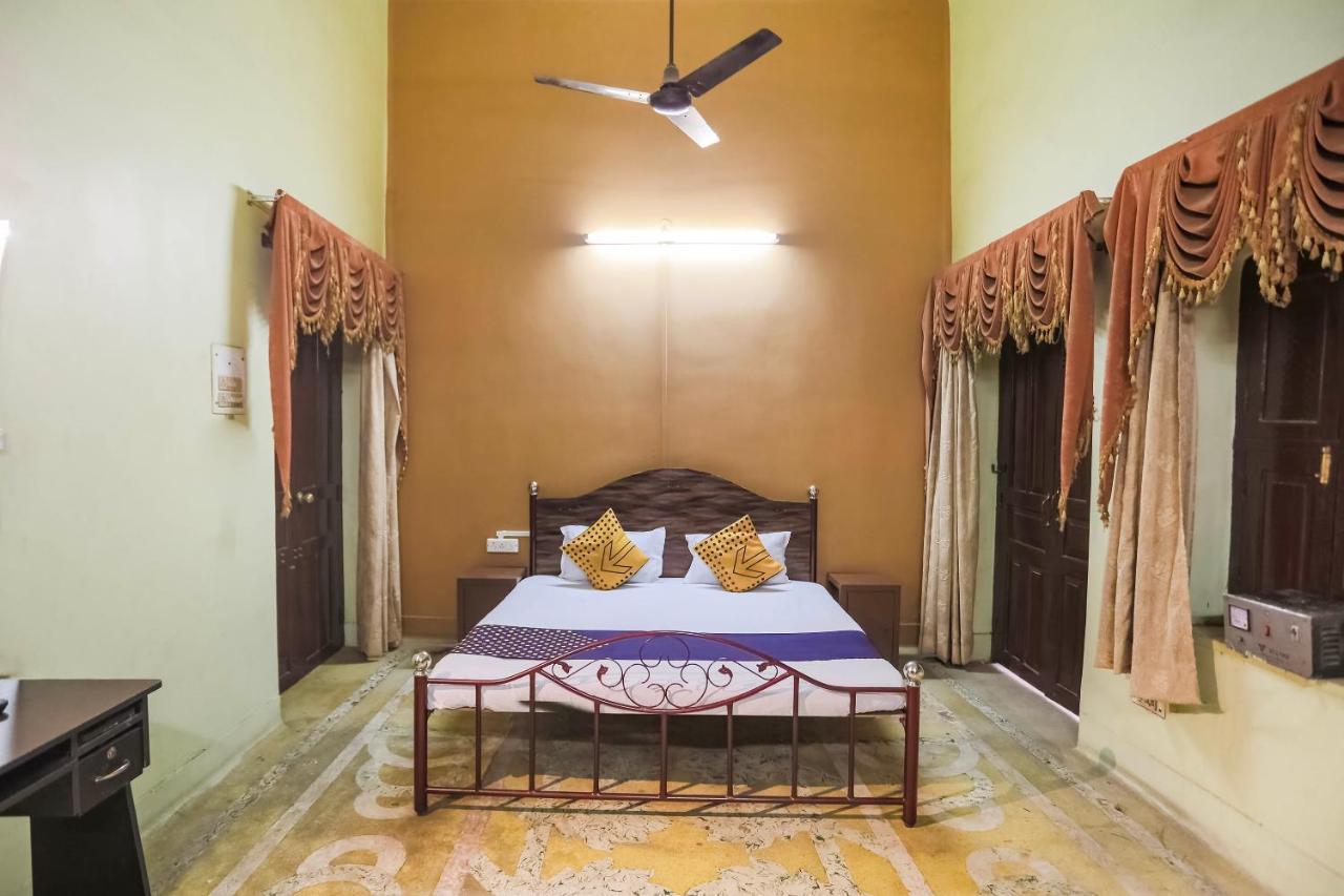 Spot On 64751 Hotel Shivani Palace Muthiganj المظهر الخارجي الصورة